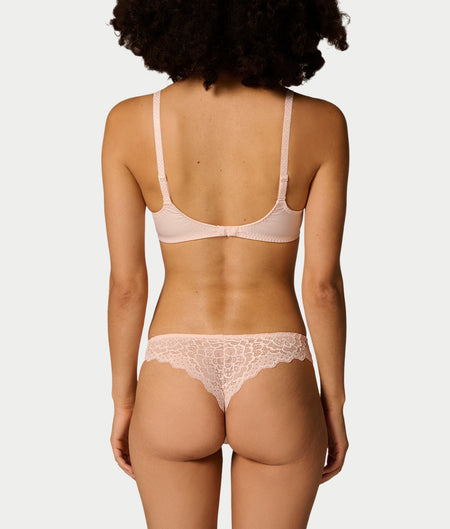 Caresse Tanga