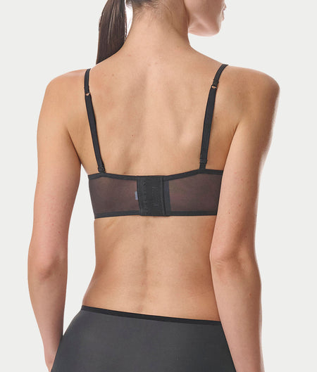 Bandeau With Built-In Underwire Bra