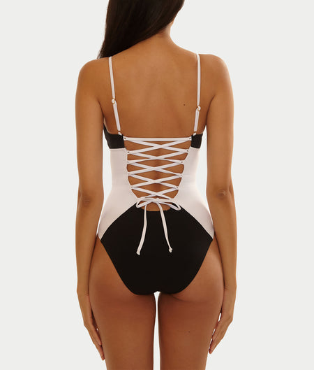 Sport Mode Square Neck One-Piece