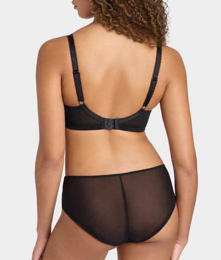 Clara Brazilian Brief
