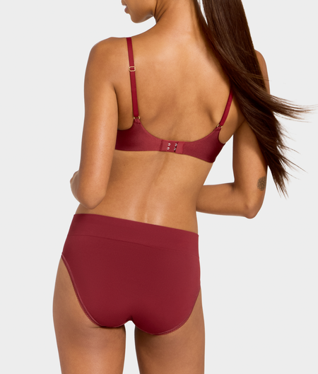 Feeling Flexible Hi-Cut Brief