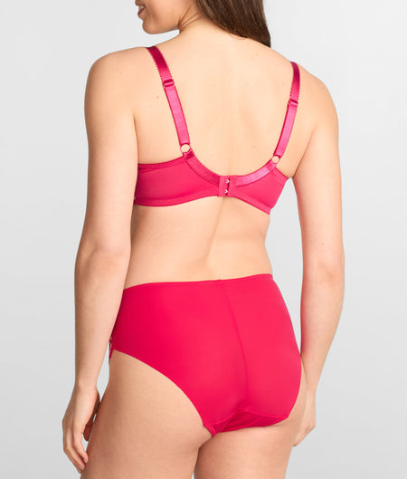 Emmaline Brief